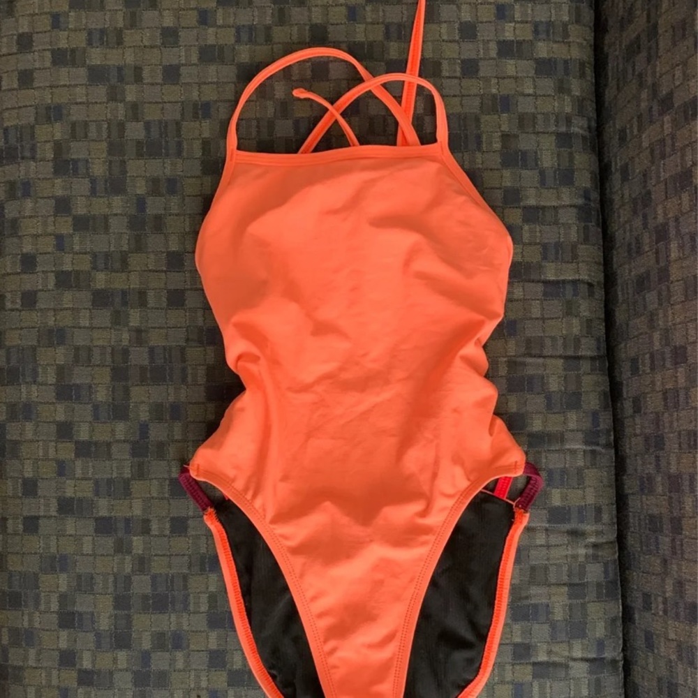 gavin jolyn suit